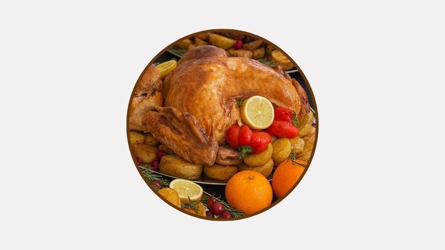 Запеченная индейка с ягодным соусом